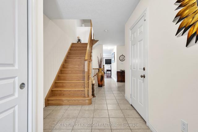 49 Charleswood Cres, House attached with 3 bedrooms, 3 bathrooms and 2 parking in Hannon ON | Image 34