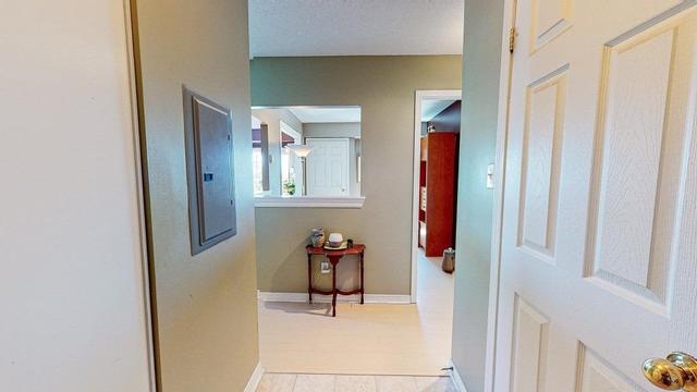 90 Aspen Springs Dr, Condo with 1 bedrooms, 1 bathrooms and 1 parking in Clarington ON | Image 12