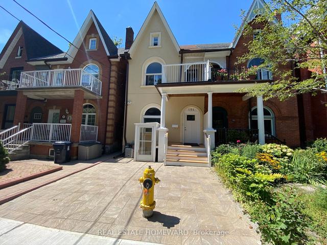 MAIN - 194 Concord Ave, House semidetached with 2 bedrooms, 1 bathrooms and 0 parking in Toronto ON | Image 1