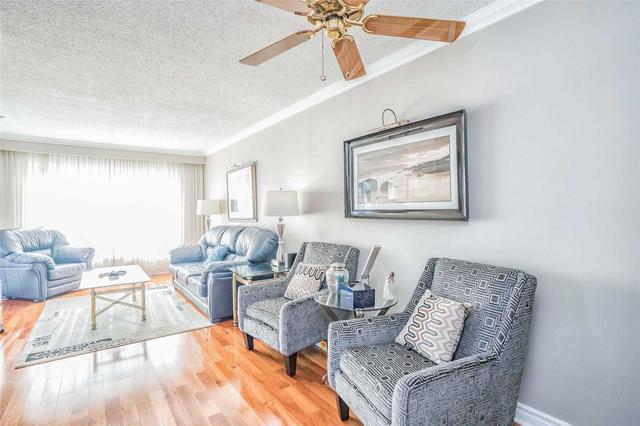 9 Juniper Cres, House semidetached with 3 bedrooms, 2 bathrooms and 4 parking in Brampton ON | Image 36