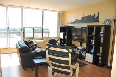 PH1 - 55 William St E, Condo with 1 bedrooms, 1 bathrooms and 1 parking in Oshawa ON | Image 3