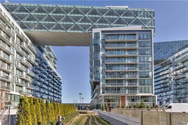 PH-1401 - 39 Queens Quay E, Condo with 2 bedrooms, 3 bathrooms and 2 parking in Toronto ON | Image 2