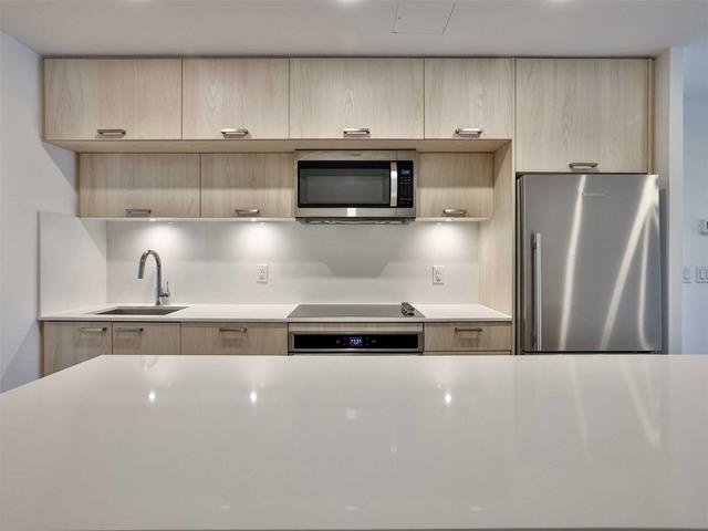 PH12 - 50 Mccaul St, Condo with 3 bedrooms, 2 bathrooms and 2 parking in Toronto ON | Image 7