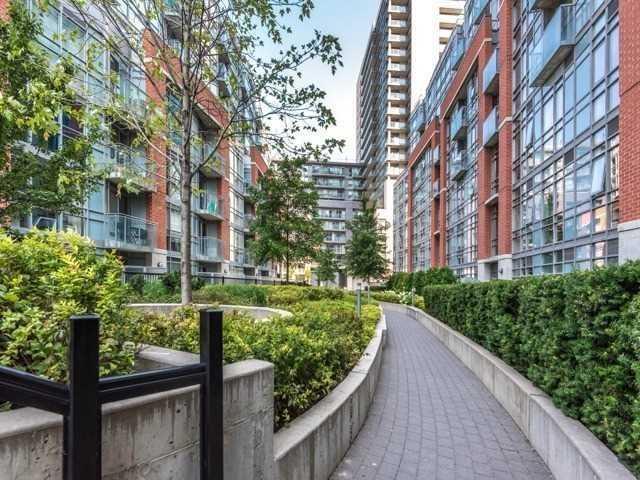 PH2017 - 150 Sudbury St, Condo with 2 bedrooms, 2 bathrooms and 1 parking in Toronto ON | Image 2