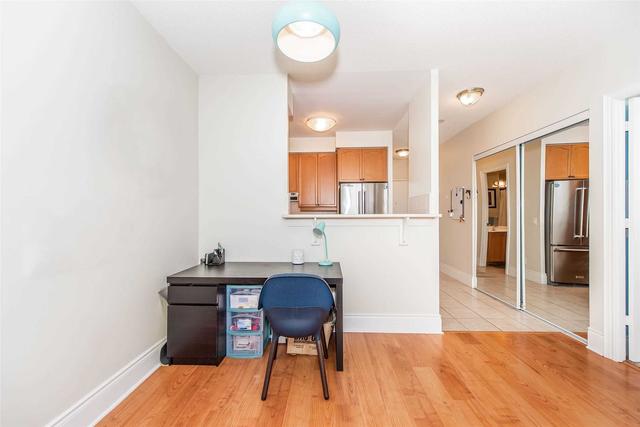 PH16 - 700 Humberwood Blvd, Condo with 1 bedrooms, 1 bathrooms and 1 parking in Etobicoke ON | Image 4