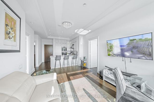 PH15 - 7608 Yonge St, Condo with 2 bedrooms, 2 bathrooms and 1 parking in Thornhill ON | Image 7