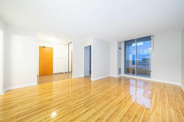 PH201 - 260 Doris Ave, Condo with 1 bedrooms, 1 bathrooms and 1 parking in North York ON | Image 6