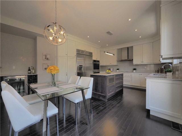 2102 Namron Gate, House detached with 4 bedrooms, 4 bathrooms and 2 parking in Oakville ON | Image 1