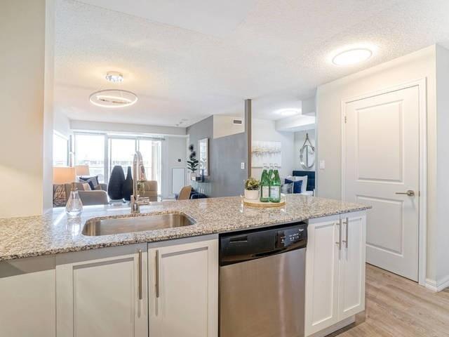 909 - 125 Western Battery Rd, Condo with 1 bedrooms, 2 bathrooms and 1 parking in Toronto ON | Image 2