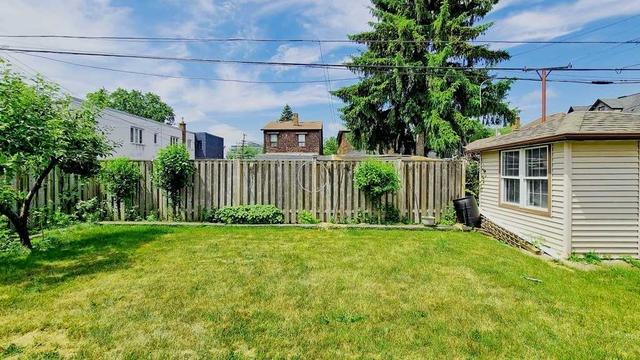 MAIN - 18 Rosemeade Ave, House detached with 3 bedrooms, 3 bathrooms and 2 parking in Etobicoke ON | Image 10