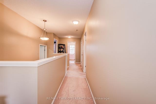 909 Isaiah Pl, House detached with 4 bedrooms, 4 bathrooms and 4 parking in Kitchener ON | Image 4