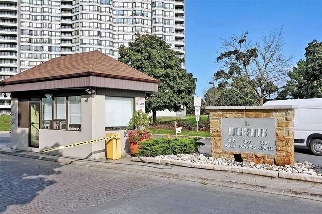 PH-210 - 330 Alton Towers Cir, Condo with 2 bedrooms, 2 bathrooms and 1 parking in Scarborough ON | Image 5