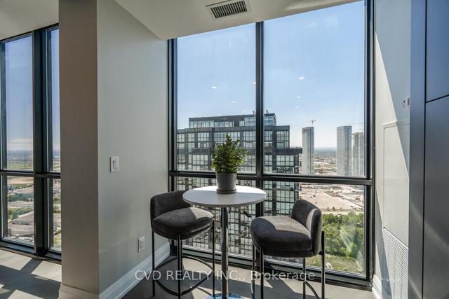 PH03 - 2900 Highway 7, Condo with 2 bedrooms, 3 bathrooms and 2 parking in Vaughan ON | Image 6