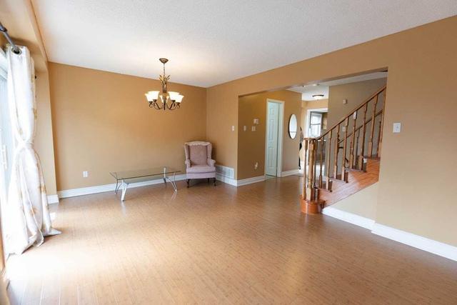 1 Millennium Dr, House detached with 3 bedrooms, 3 bathrooms and 2 parking in North York ON | Image 15