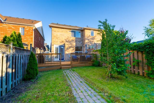 62 Spring Meadow Ave, House semidetached with 3 bedrooms, 4 bathrooms and 2 parking in Markham ON | Image 25