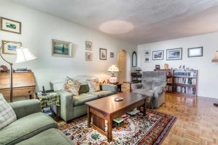 PH-19 - 5 Shady Lane, Condo with 3 bedrooms, 2 bathrooms and 1 parking in York ON | Image 7