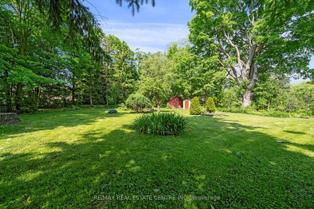8 Stewarttown Rd, House detached with 3 bedrooms, 1 bathrooms and 7 parking in Halton Hills ON | Image 4