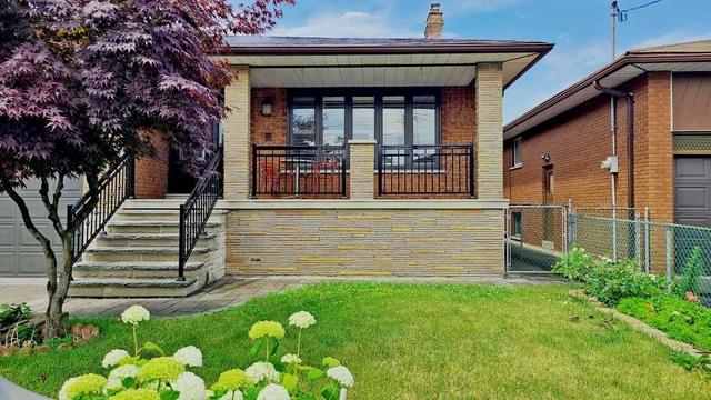 MAIN - 18 Rosemeade Ave, House detached with 3 bedrooms, 3 bathrooms and 2 parking in Etobicoke ON | Image 11