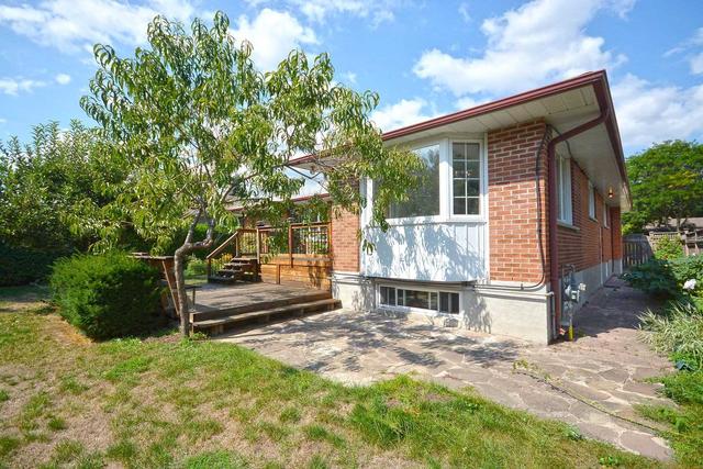 MAIN - 1144 Sarta Rd, House detached with 3 bedrooms, 1 bathrooms and 2 parking in Oakville ON | Image 19