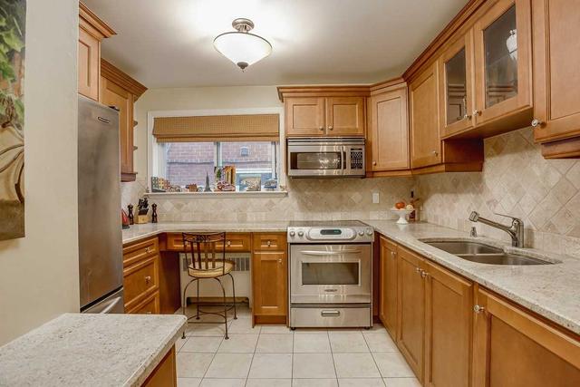MAIN - 287 Glenforest Rd, House detached with 2 bedrooms, 1 bathrooms and 1 parking in Toronto ON | Image 4