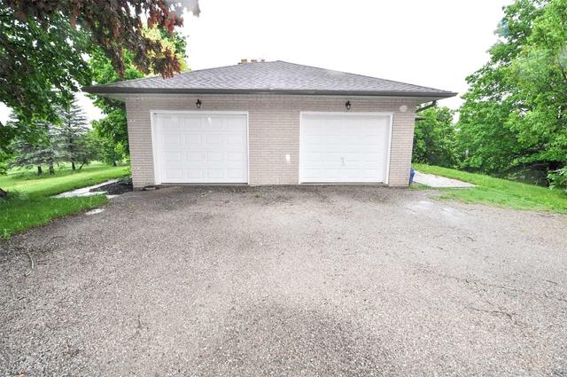 MAIN - 17635 Keele St, House detached with 3 bedrooms, 2 bathrooms and 2 parking in King ON | Image 25