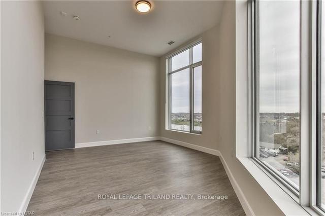 709 - 1600 Hyde Park Rd, Condo with 3 bedrooms, 1 bathrooms and 0 parking in London ON | Image 11