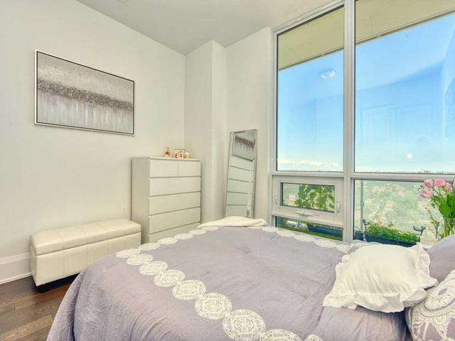PH04 - 101 Erskine Ave, Condo with 2 bedrooms, 3 bathrooms and 2 parking in Toronto ON | Image 17