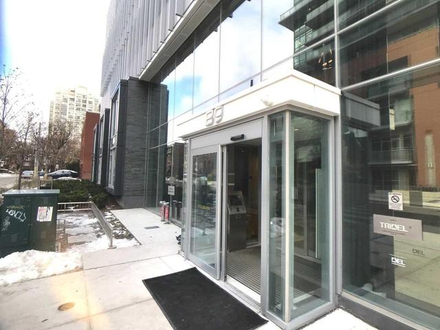 1212 - 89 Mcgill St, Condo with 1 bedrooms, 1 bathrooms and null parking in Toronto ON | Image 2