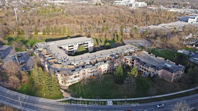 311 - 155 Main St N, Condo with 3 bedrooms, 3 bathrooms and 1 parking in Newmarket ON | Image 32