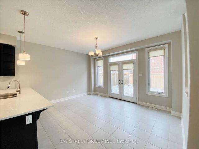 142 Jewel House Ln, House detached with 4 bedrooms, 4 bathrooms and 6 parking in Barrie ON | Image 4