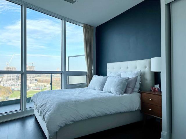 PH15 - 160 Vanderhoof Ave, Condo with 2 bedrooms, 2 bathrooms and 1 parking in East York ON | Image 5