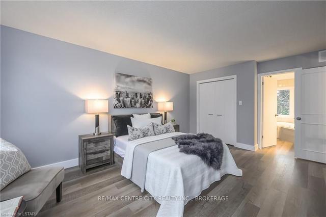 10 Mountainview Cres, House detached with 4 bedrooms, 3 bathrooms and 4 parking in London ON | Image 21