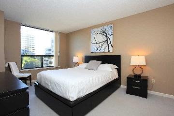 803 - 47 St Clair Ave W, Condo with 2 bedrooms, 2 bathrooms and 1 parking in Toronto ON | Image 6