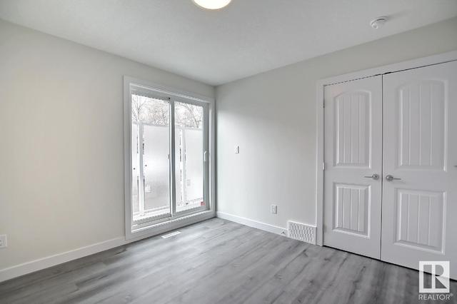 2 - 10927 80 Ave Nw, House semidetached with 3 bedrooms, 3 bathrooms and null parking in Edmonton AB | Image 29
