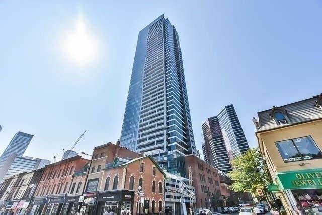 909 - 5 St Joseph St, Condo with 1 bedrooms, 1 bathrooms and null parking in Toronto ON | Image 1