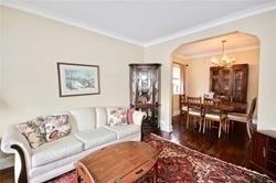 MAIN - 19 Almont Rd, House detached with 2 bedrooms, 1 bathrooms and 3 parking in North York ON | Image 3