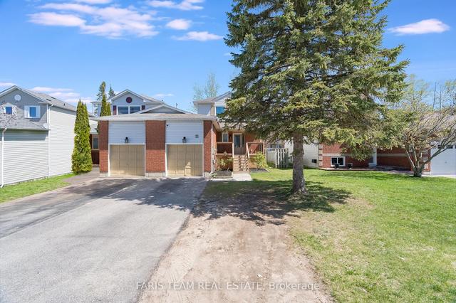 33 Donald Cres, House detached with 3 bedrooms, 2 bathrooms and 3 parking in Wasaga Beach ON | Image 21