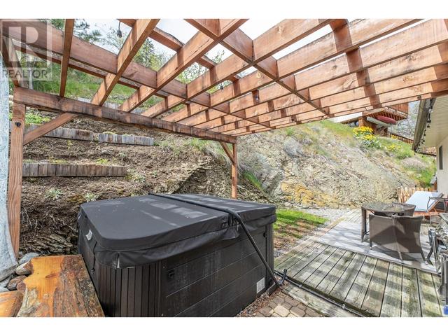 13606 Cartwright Ave, House detached with 3 bedrooms, 2 bathrooms and null parking in Summerland BC | Image 30