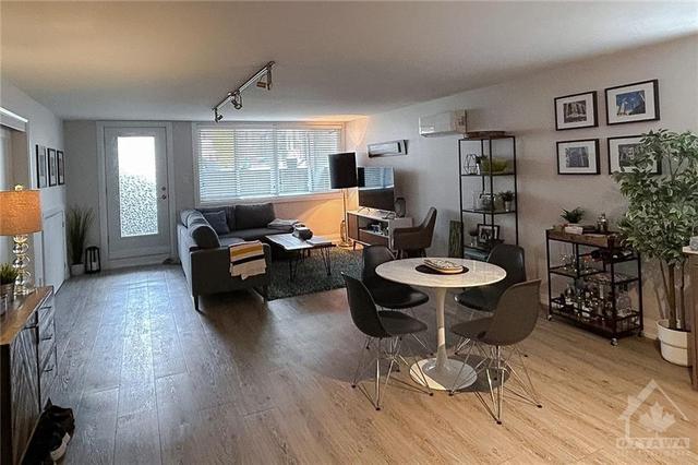 1 - 336 Tweedsmuir Ave, Condo with 2 bedrooms, 2 bathrooms and 1 parking in Ottawa ON | Image 3