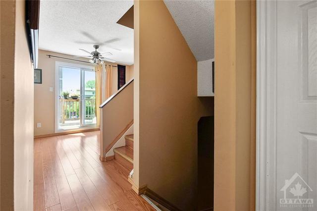 H - 20 Hart Ave, House attached with 2 bedrooms, 2 bathrooms and 1 parking in Ottawa ON | Image 14