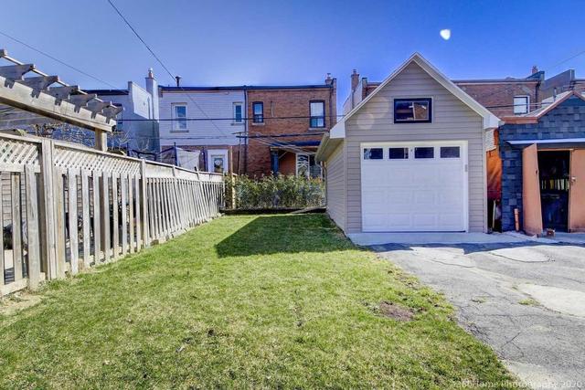 MAIN - 119 Holland Park Ave, House detached with 3 bedrooms, 3 bathrooms and 1 parking in York ON | Image 19