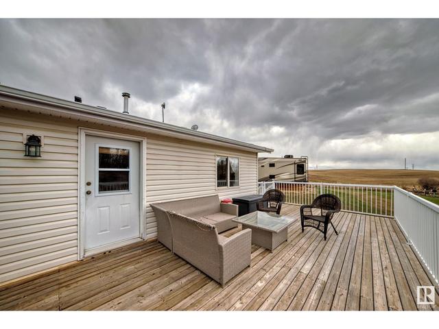 25113 Twp Rd 272, House detached with 3 bedrooms, 2 bathrooms and null parking in Rocky View County AB | Image 38