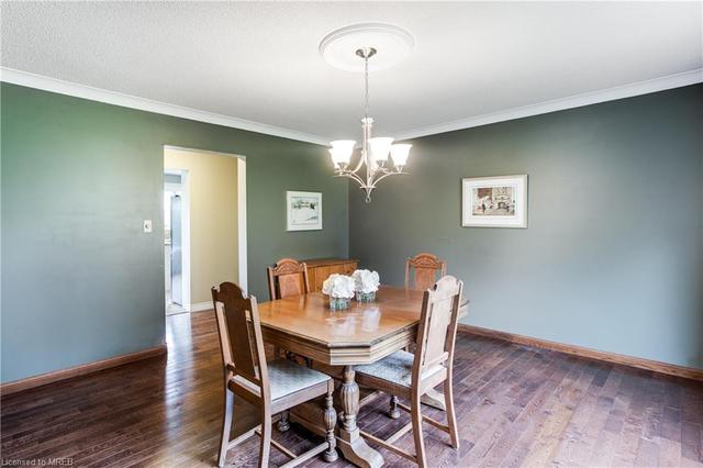 8849 Wellington Rd 50, House detached with 5 bedrooms, 3 bathrooms and 23 parking in Halton Hills ON | Image 11