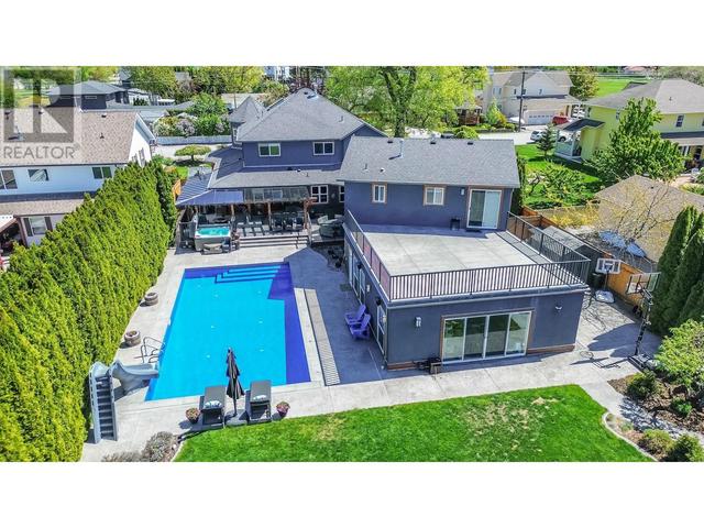 6016 Nixon Rd, House detached with 4 bedrooms, 3 bathrooms and 6 parking in Summerland BC | Image 5