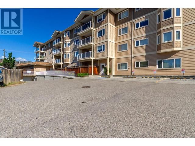 4205 - 27 Street Unit# 301, Condo with 2 bedrooms, 2 bathrooms and 1 parking in Vernon BC | Image 4