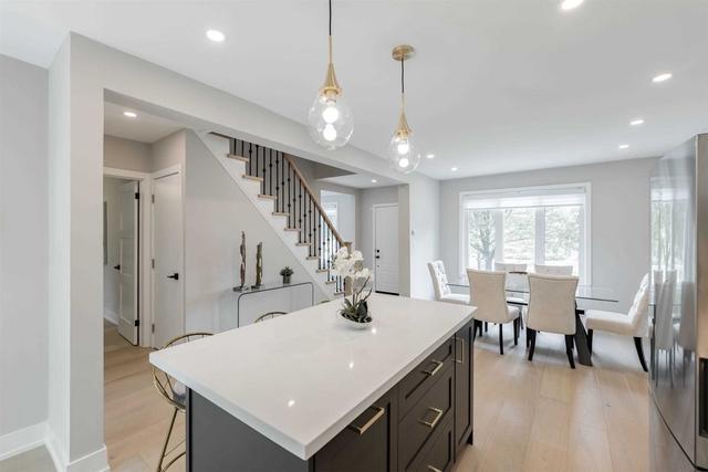 MAIN - 210 Berry Rd, House detached with 3 bedrooms, 2 bathrooms and 2 parking in Etobicoke ON | Image 3