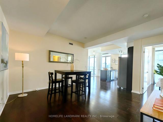 3105 - 832 Bay St, Condo with 2 bedrooms, 2 bathrooms and 1 parking in Toronto ON | Image 12
