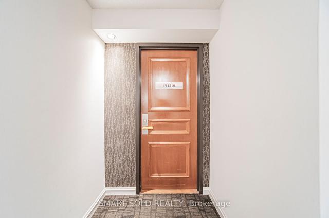 PH210 - 256 Doris Ave, Condo with 3 bedrooms, 2 bathrooms and 1 parking in Toronto ON | Image 12