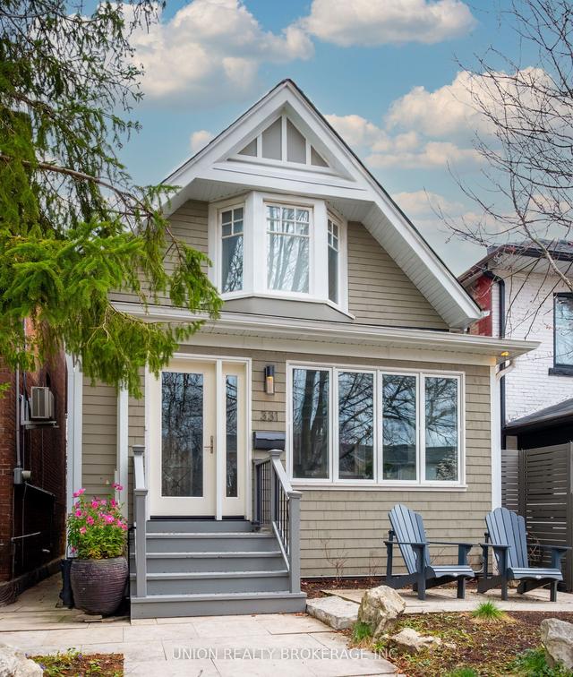 331 Kenilworth Ave, House detached with 3 bedrooms, 3 bathrooms and 2 parking in Toronto ON | Image 1