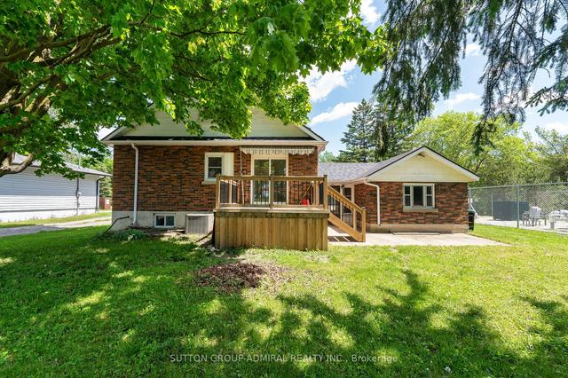 7613 On 26, House detached with 3 bedrooms, 2 bathrooms and 9 parking in Stayner ON | Image 33